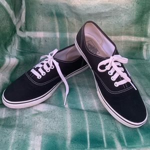 VANS Authentic shoes in black